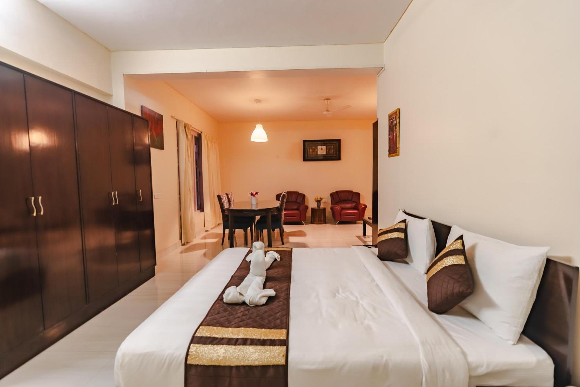 Saffron Leaf W567 Hotel Dehradun Luaran gambar