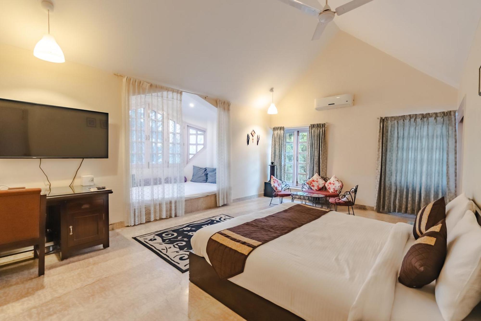 Saffron Leaf W567 Hotel Dehradun Luaran gambar